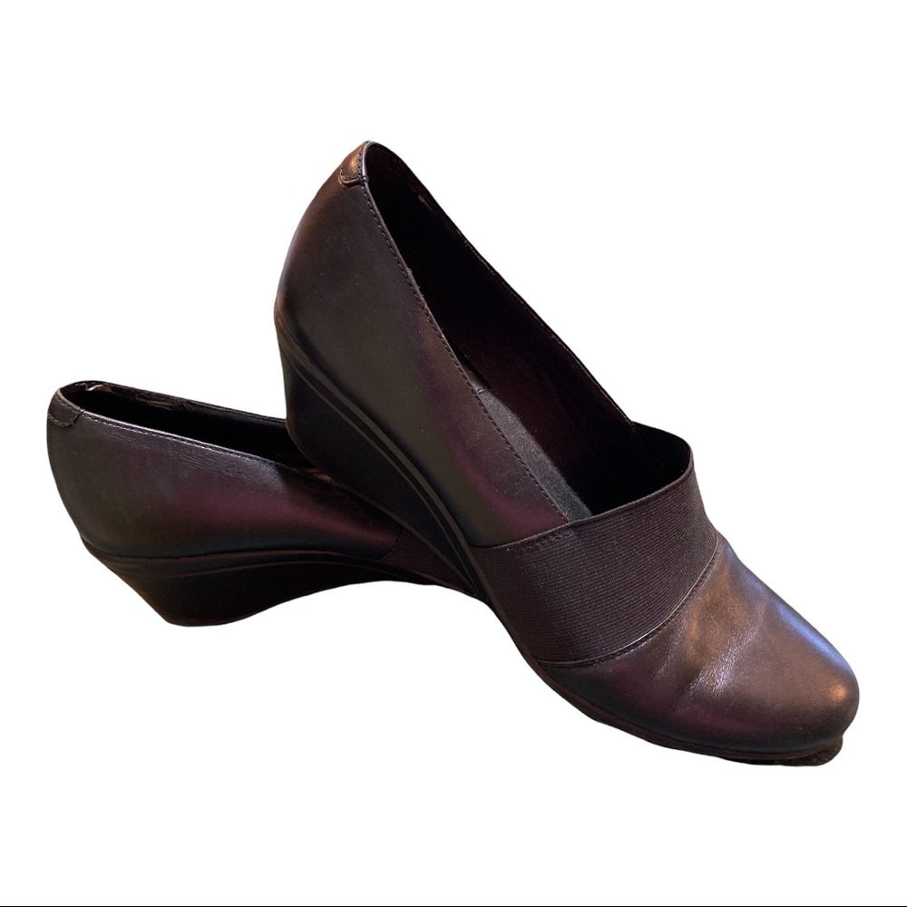 Clarks Bendable Wedge Heel Shoe